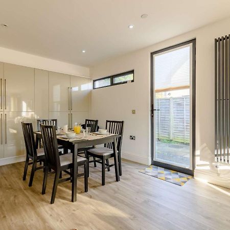 Вилла 3 Bed Property In Eastbourne Ehc11 Экстерьер фото